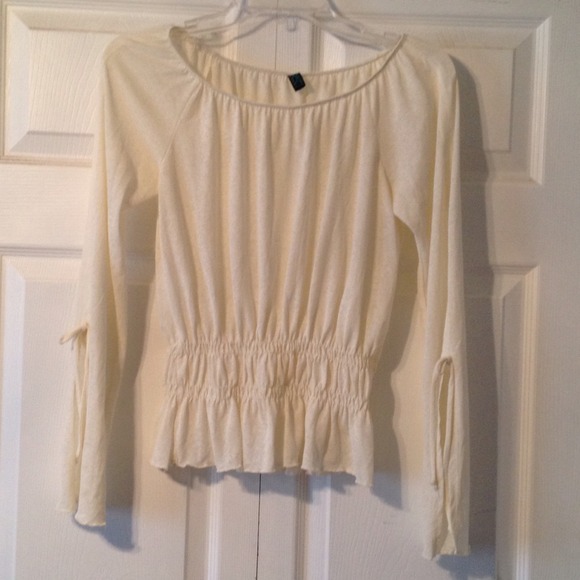 ❌SOLD on eBay❌ Pretty Sheer Hippie Gypsy Top