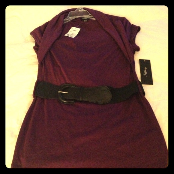 ⚠Reserved⚠traded-bundle💢Purple top & iPhone case