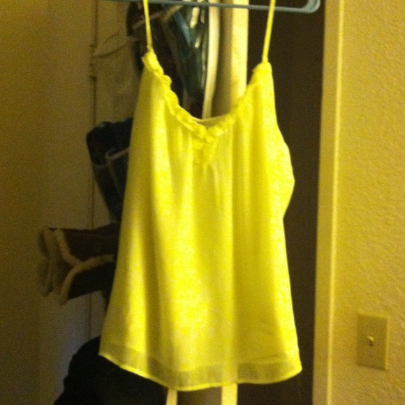 Old navy yellow tank top