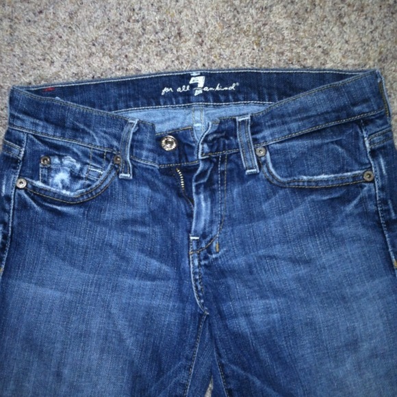 7 for all mankind jean Capris - Picture 2 of 4