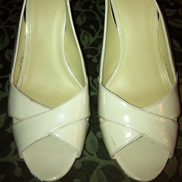 Nude Guess pumps - Picture 4 of 4