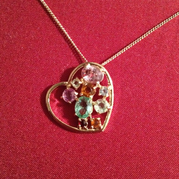 Avon Jewelry - ❌SOLD on eBay❌ Avon Kasia Heart Pendant Necklace