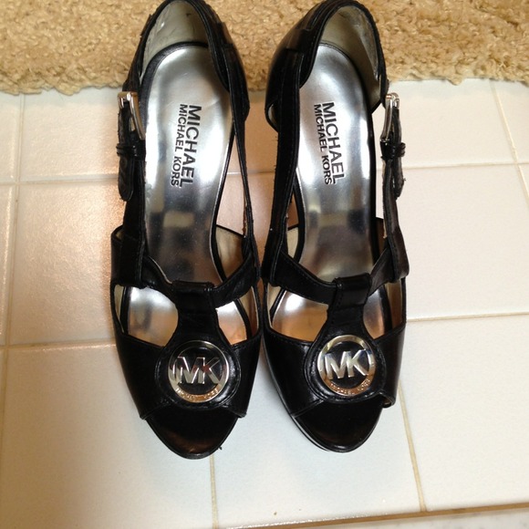 Michael Kora heels - Picture 1 of 1
