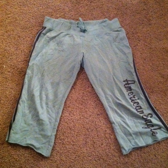AE sweatpants - Picture 2 of 3