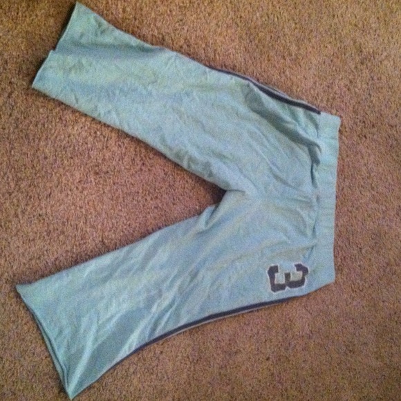AE sweatpants - Picture 3 of 3