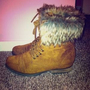 ❌RESERVED❌@jazzy_ella88 Boots✨