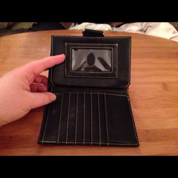 🚫SOLD IN BUNDLE🚫 Express Wallet - Picture 3 of 4
