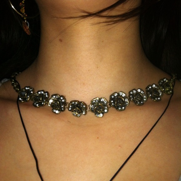 Rose necklace