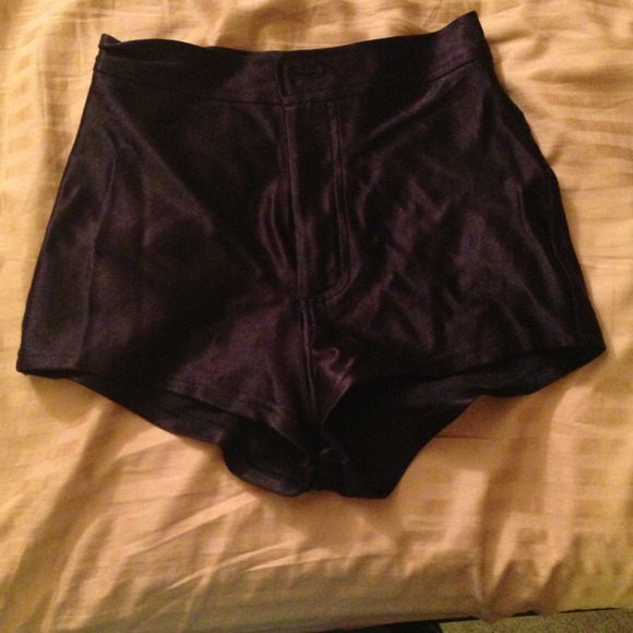 American apparel high waisted short shorts!