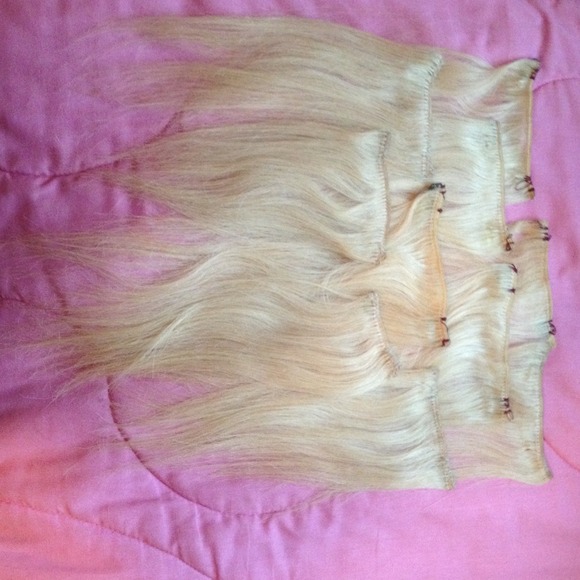 💗🎀TRADE🎀💗 Blond extensions!❤