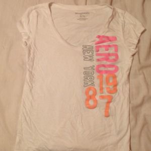 Aeropostale V-neck.