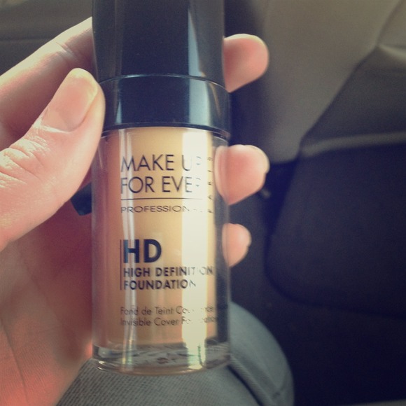 Make up forever HD foundation