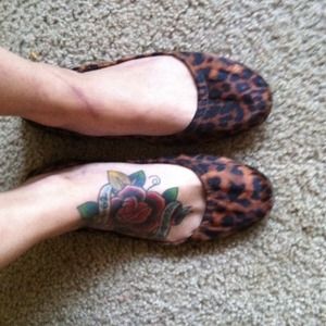 Cute cheetah flats