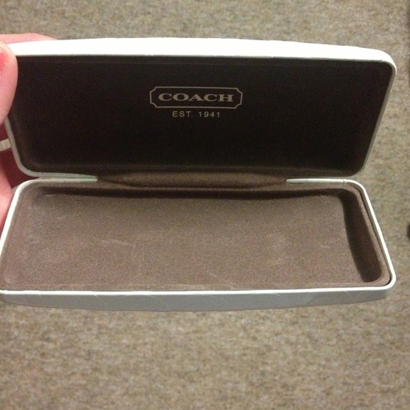 Authentic Coach reading glasses hard case! ❤ - Picture 3 of 4