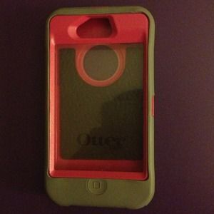 Pink and Grey Otterbox. For IPhone 4/4s
