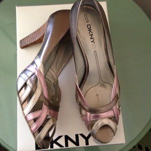 DKNYC metallic leather heals