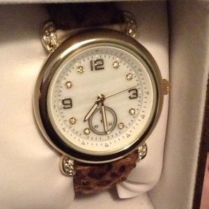 Brand new in box SILVER CHEETAH PRINT SUEDE WATCH