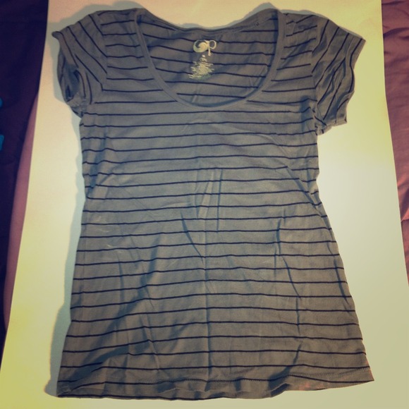 RESERVED!!! Gray and black stripe tee