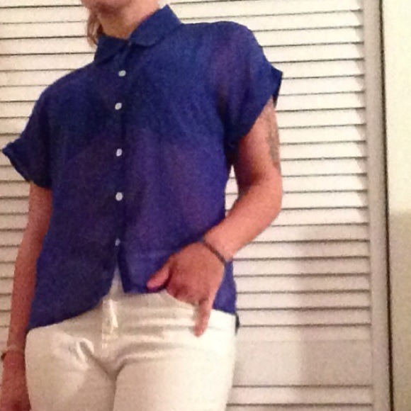 🚫sold🚫Sheer Blue Button-Up - Picture 3 of 3