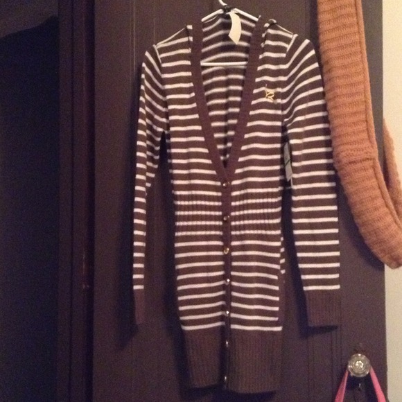 Rocawear cardigan 👛REDUCED👛