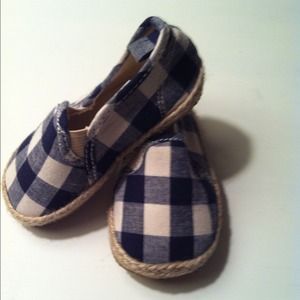 Little boys checked slip ons
