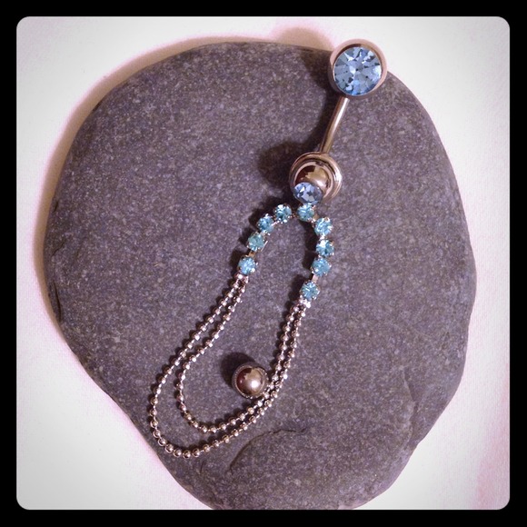 Free with purchase 💎 Topaz w/ Chain Detail NWOT
