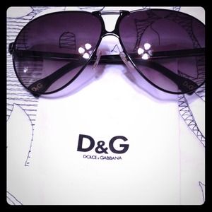 📢! D&G authentic sunglasses