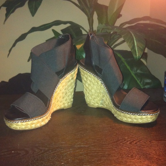 Jessica Simpson Wedge