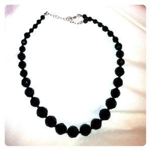 Black diamond cut beaded necklace