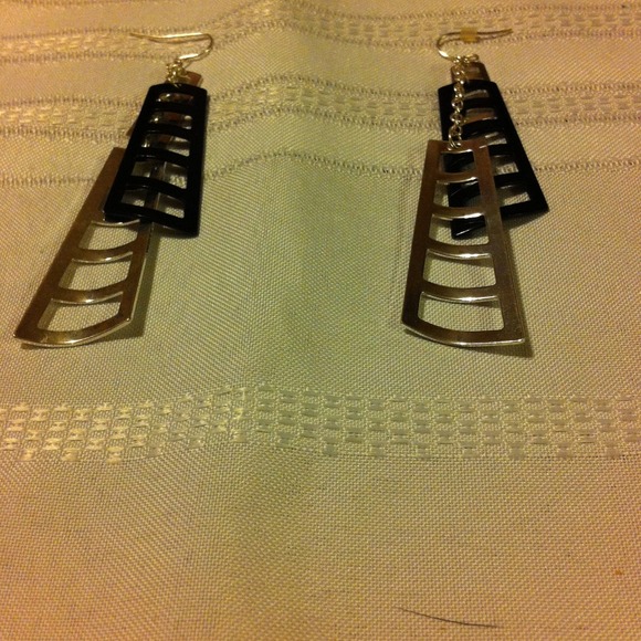 3 level earrings