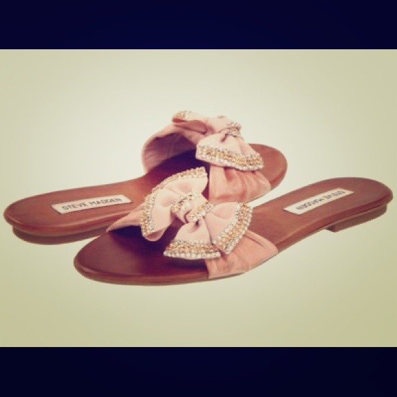 Steve Madden pink bow sandals
