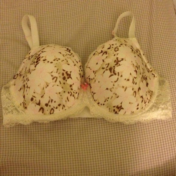 VS bra dream angels 38 D interior stained