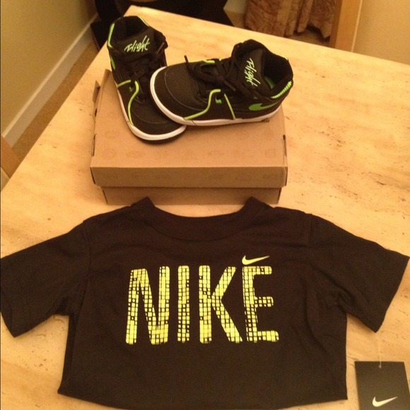 Nike Flights w/ Tee ((((SOLD w/Bundle))))