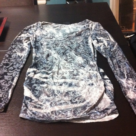 SOLD!! Velour v neck long sleeve top