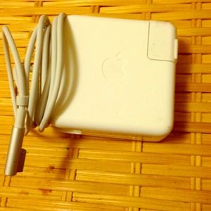 GENUINE Apple MacBook MacSafe 60W charger adapter
