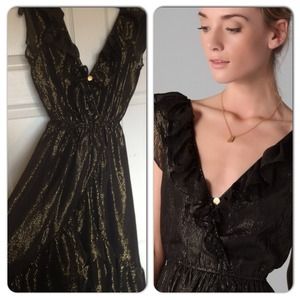💥SOLD 💥Extra pictures✨Ruduced 💯%Silk Dress!