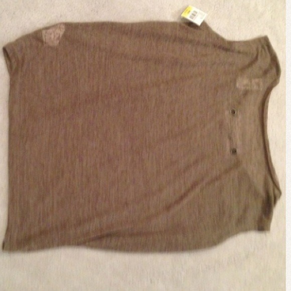 Cute top⭐ - Picture 3 of 3