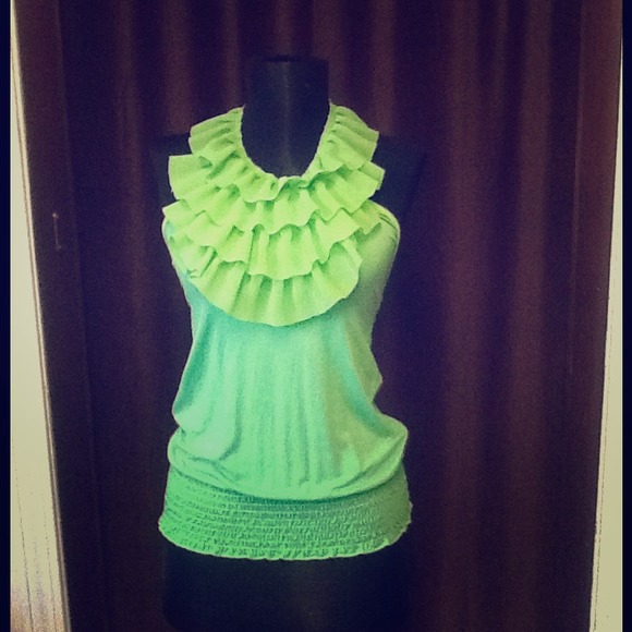 NEW Upstyle green frilled halter top