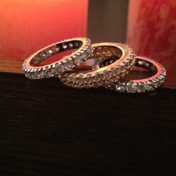 Costume jewelry - stack of 3 ring bling - Picture 3 of 4