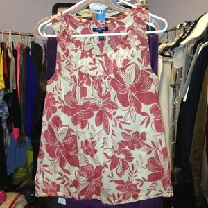Sleeveless cotton blouse
