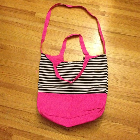 Victoria's Secret tote