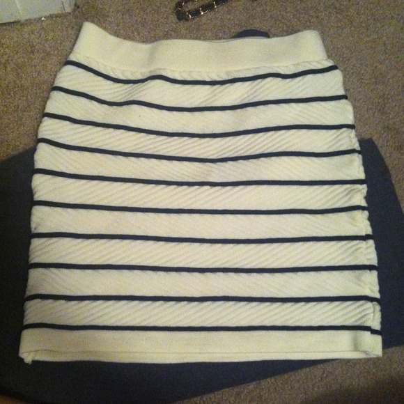 Mini skirt! Striped sweater material. Never Worn!