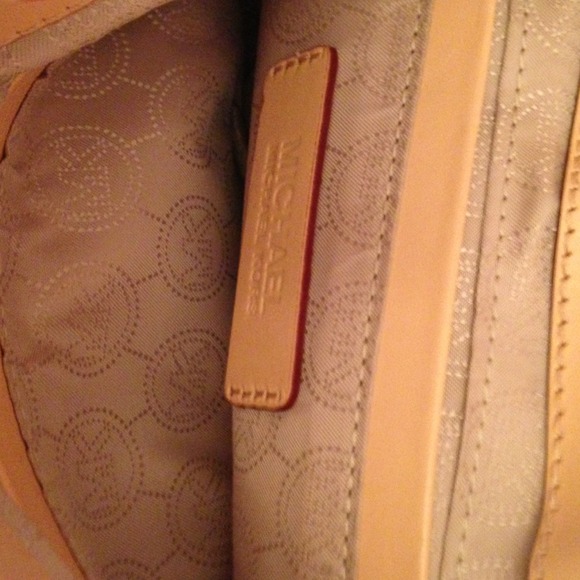 Sold - Picture 2 of 5