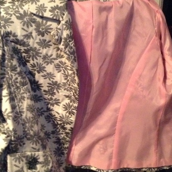 Beautiful light jacket fully lined - Picture 3 of 4