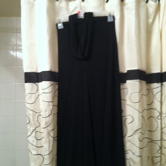 LONG SILKY BLK DRESS - Picture 1 of 2