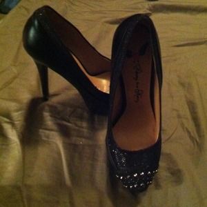 Super sexy heels just a tad too big for me