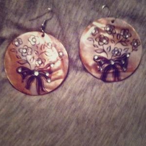 Genuine shell earrings
