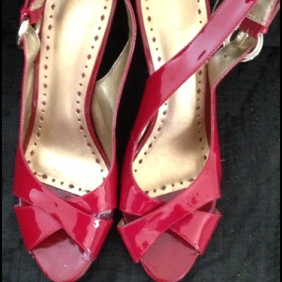 BCBG shiny red heels