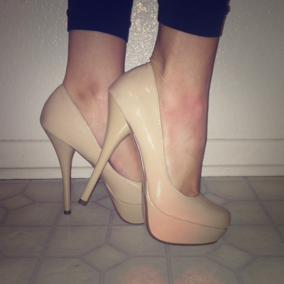 Nude pump heels