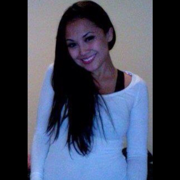 🌴meet your seller🌴 - Picture 3 of 4